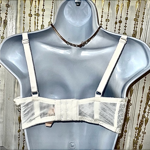 NWT bridal bra VS 34DDD /F crystals and white lace - Picture 15 of 17